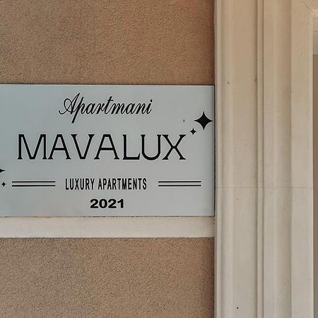 Mavalux Apartments Tivat Exteriör bild
