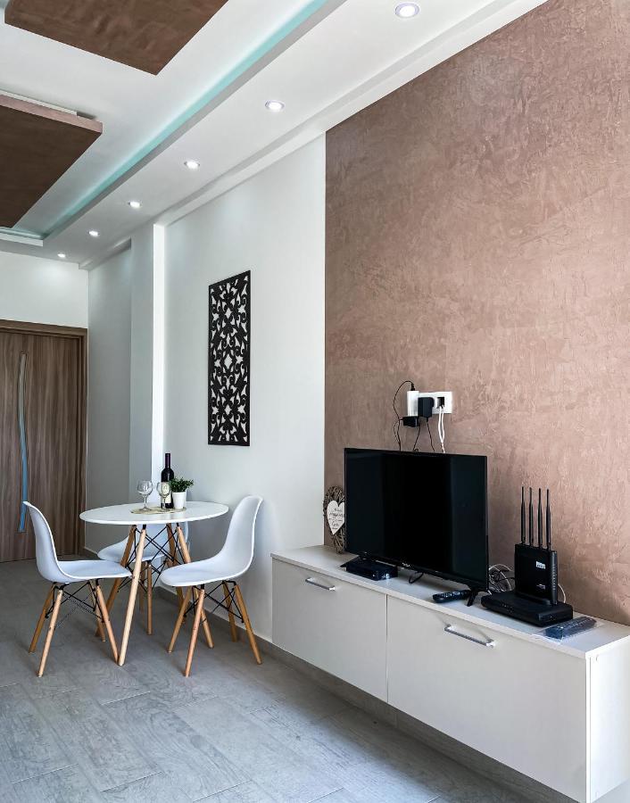 Mavalux Apartments Tivat Exteriör bild