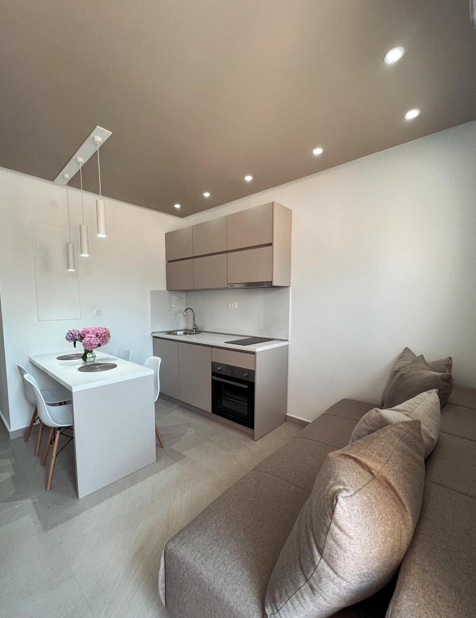 Mavalux Apartments Tivat Exteriör bild